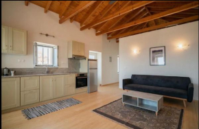 Neapolis Oasis -- Upper House